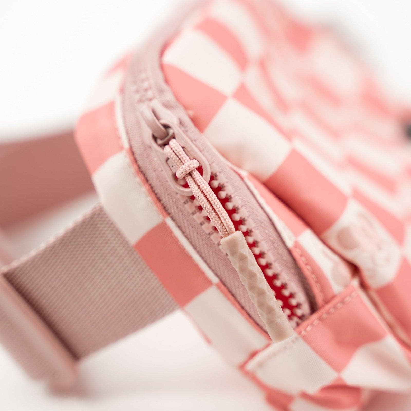 Sweet Ellie Sue - Rose Checkers Belt Bag