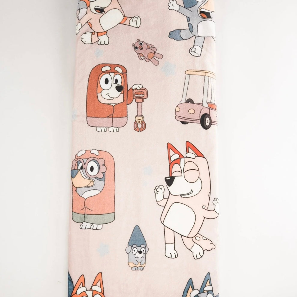 Sweet Ellie Sue - Blue Dog & Friends Throw Blanket